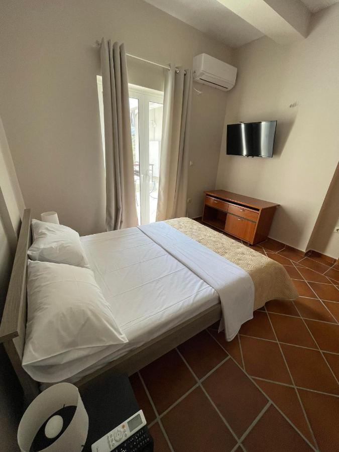 Allagiannis Group Apartments Markópoulon Dış mekan fotoğraf